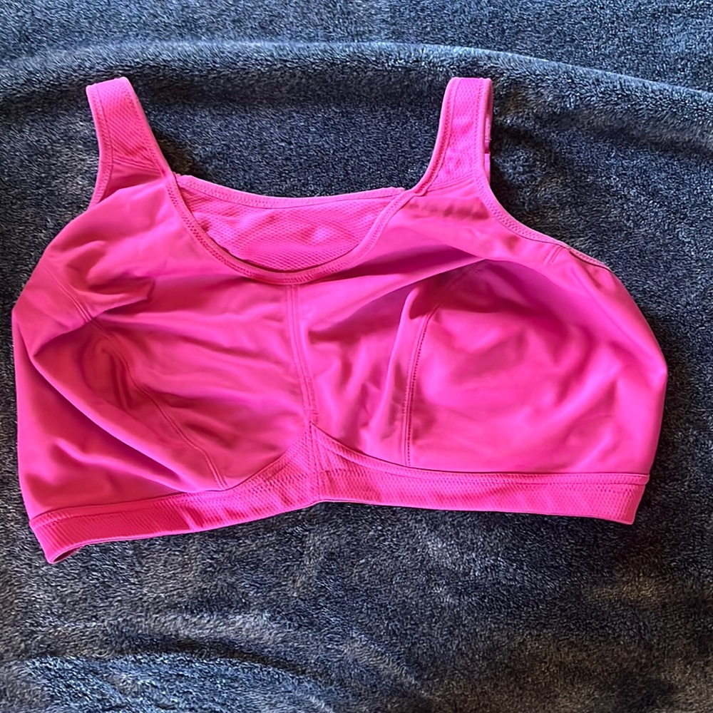 Sports bra